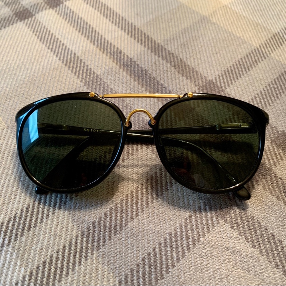 Round Bar Shades